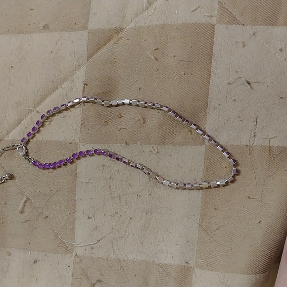 Purple necklace - Picture 3 of 3